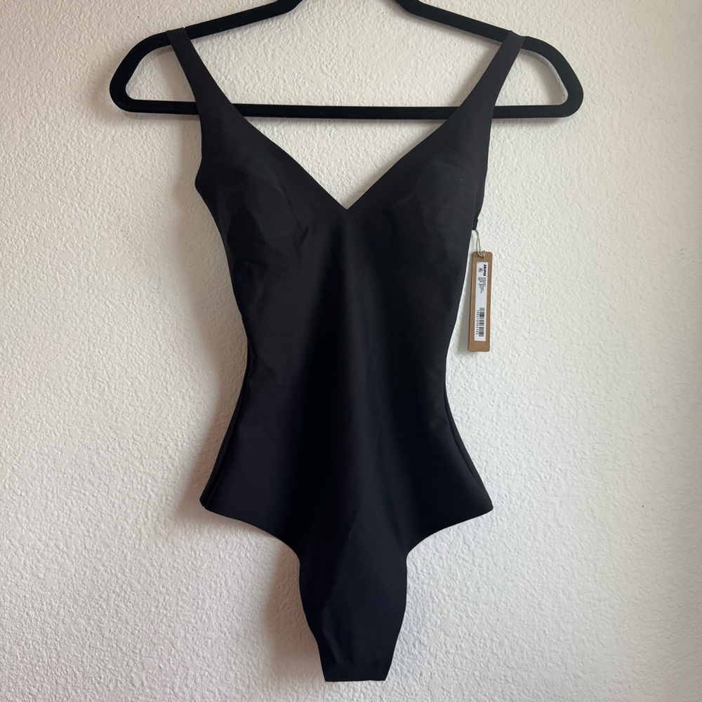 SKIMS Body Plunge Bodysuit – Onyx (S) NWT